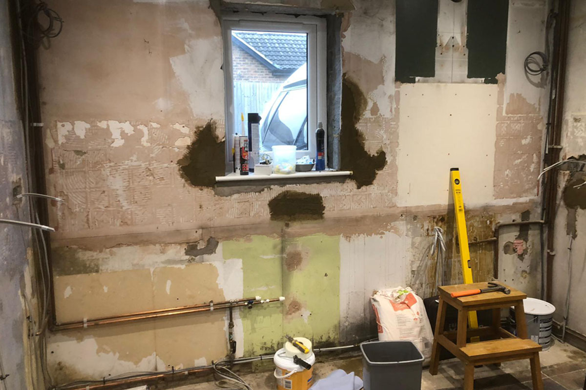 Cobnut Joinery Kitchen in Kingswood w02