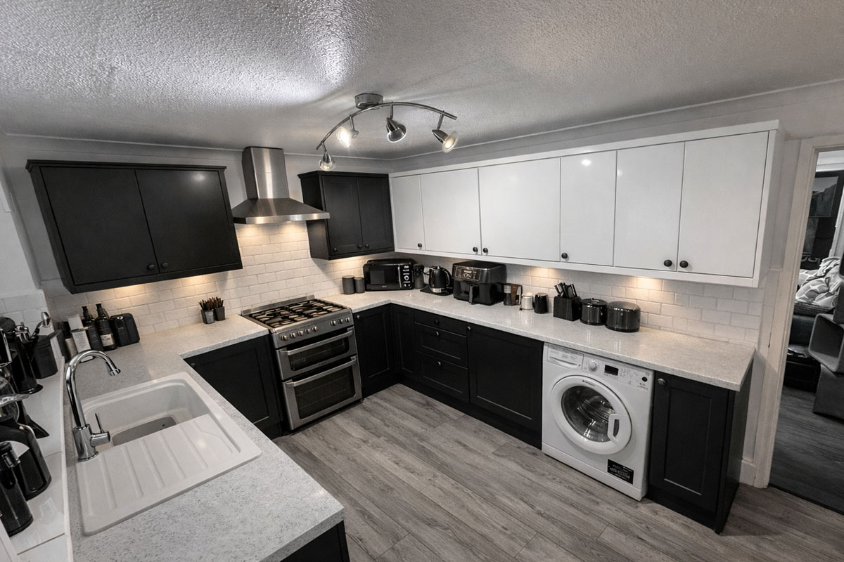 Cobnut Joinery Kitchen AI CaseStudy-Modern Style